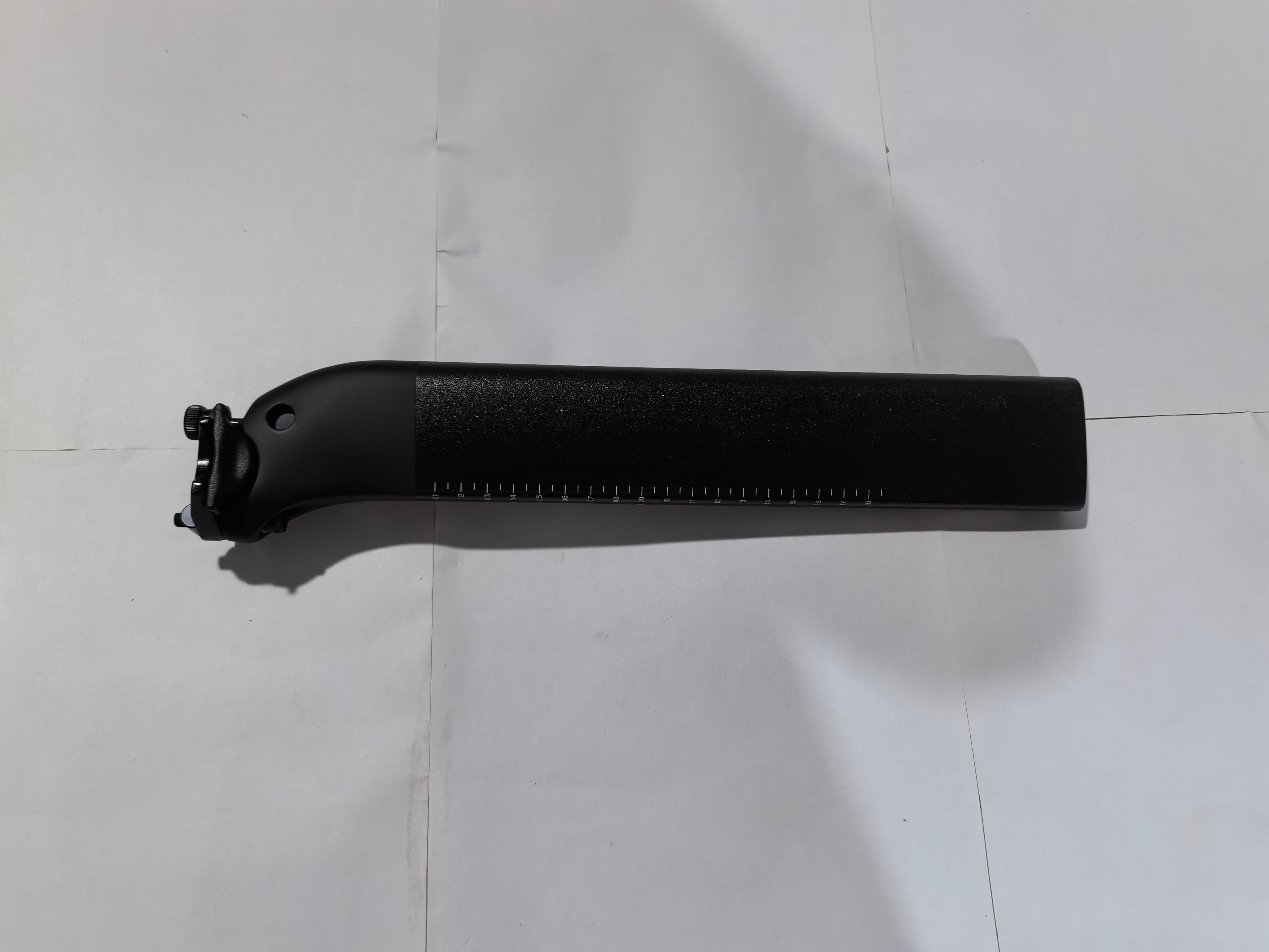 Carbon Fiber Aero Seatpost for Twitter R5 / R10 / R12 Road Bikes