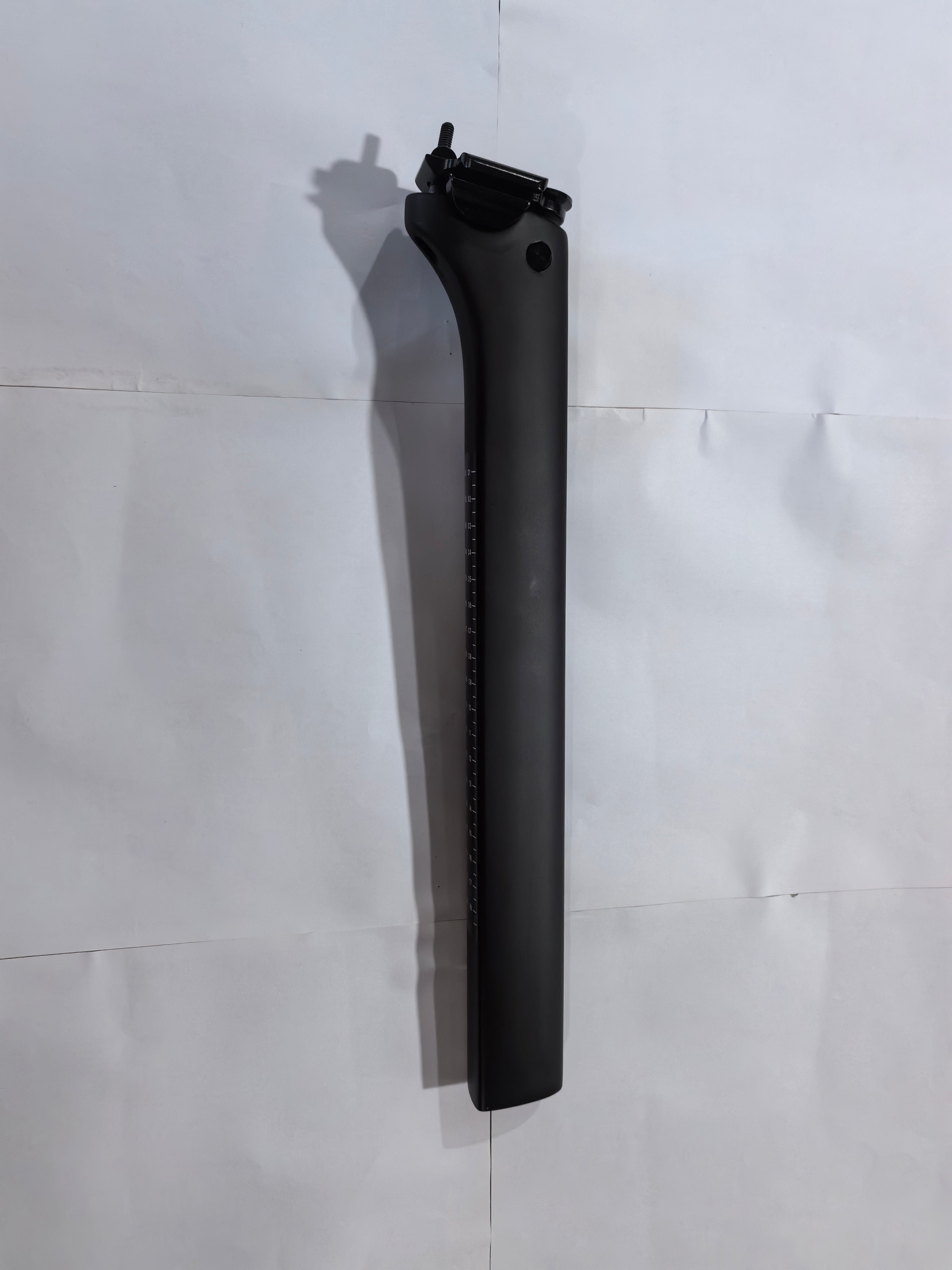 Carbon Fiber Aero Seatpost for R18 Road Bike | Twitter Bikes
