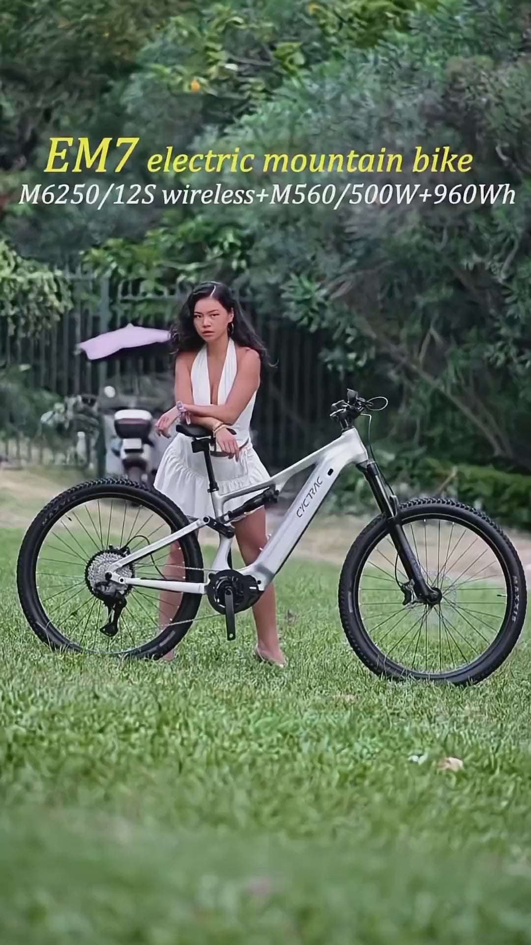 EM7 factory footage: ROCKSHOX suspension and M6250 wireless
