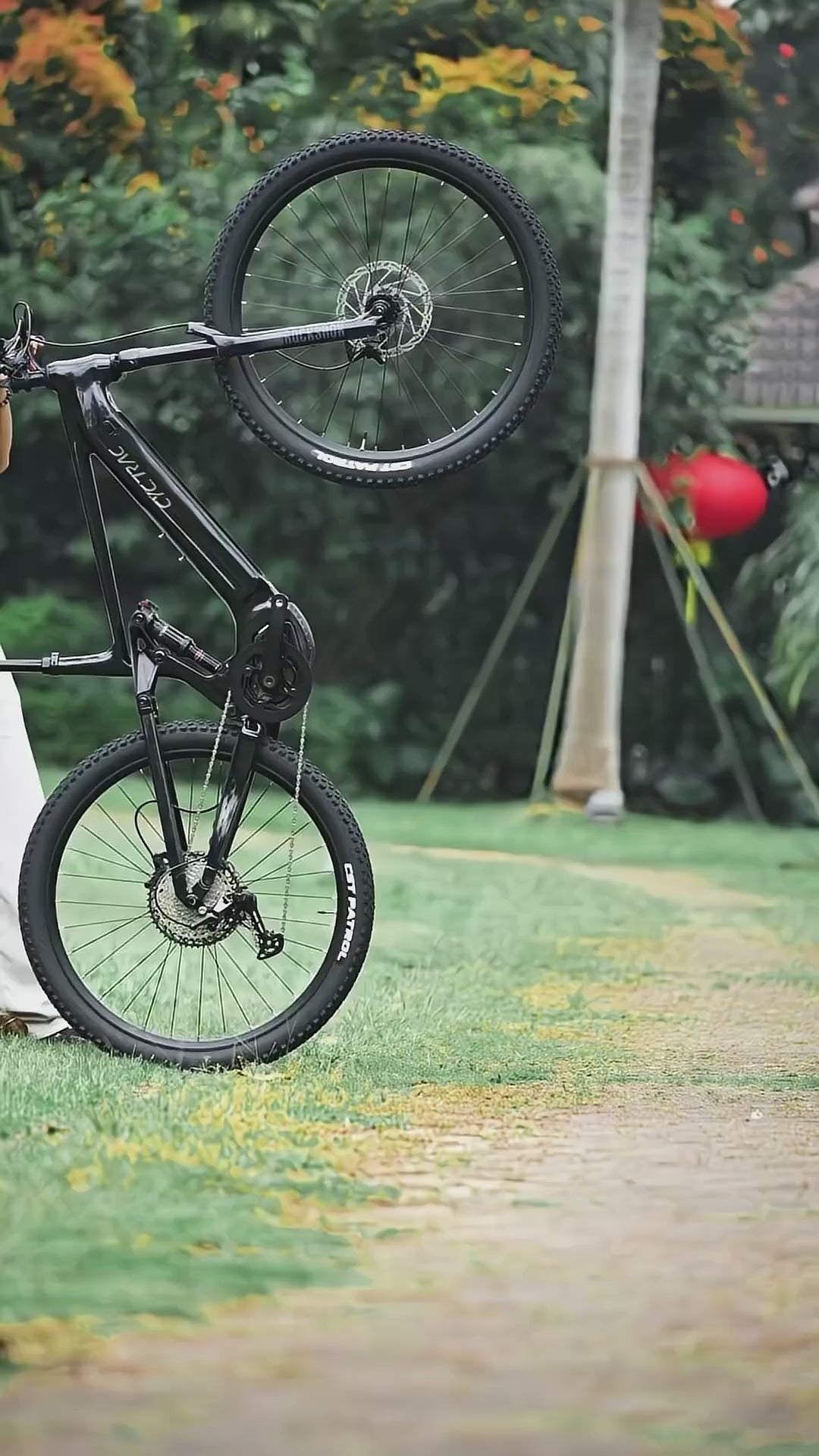 em6-4rd-rockshox-parte1
